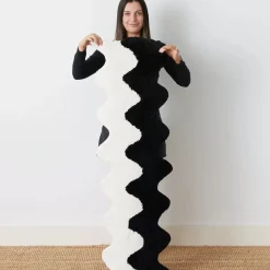 GigiandTom Squiggle Floor Runner Black/Cream